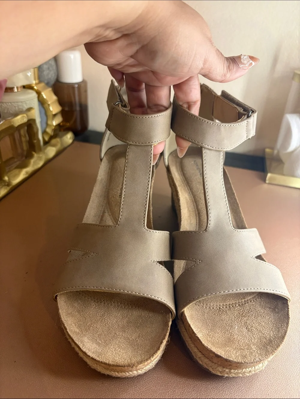 Adrienne Vittadini Taupe T-Strap Espadrille Wedge Sandals